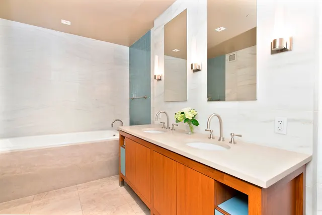 300 East 55th Street