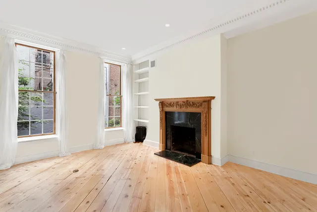 1 Minetta Street