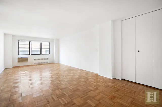 320 East 58th Street