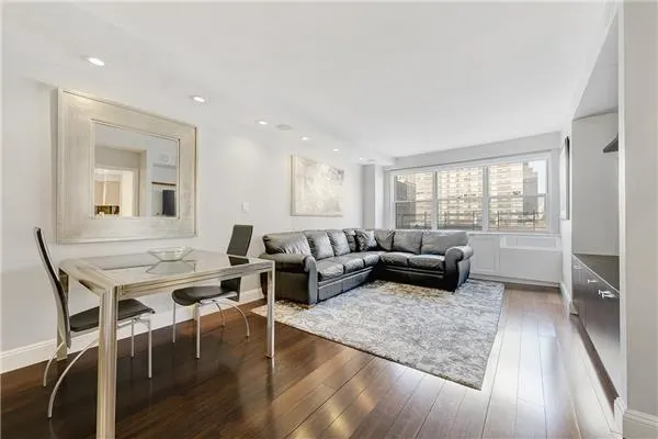 300 East 71st Street