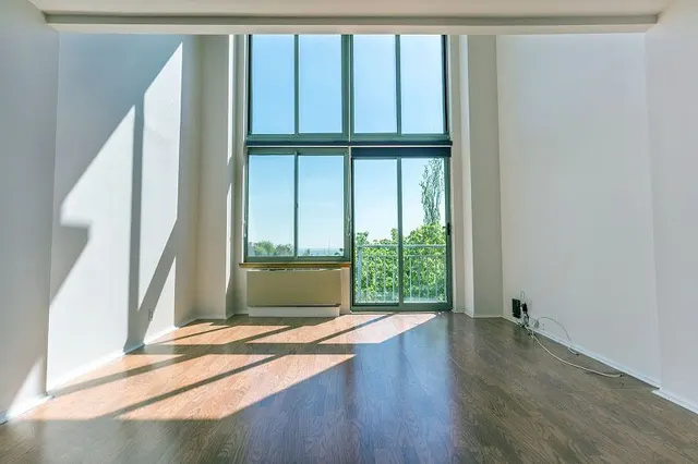 21 South End Avenue