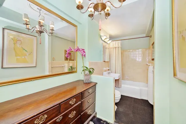 45 West 54th Street