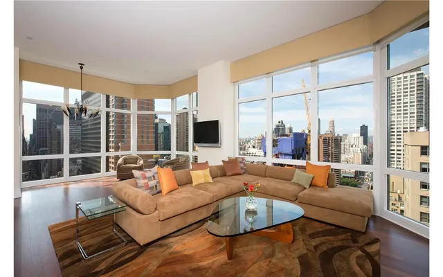 300 East 55th Street