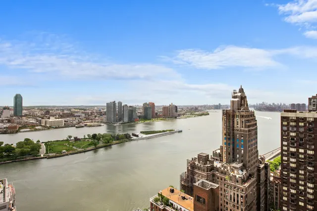 415 East 54th Street