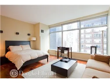 250 East 54th Street