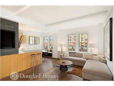 30 Fifth Avenue