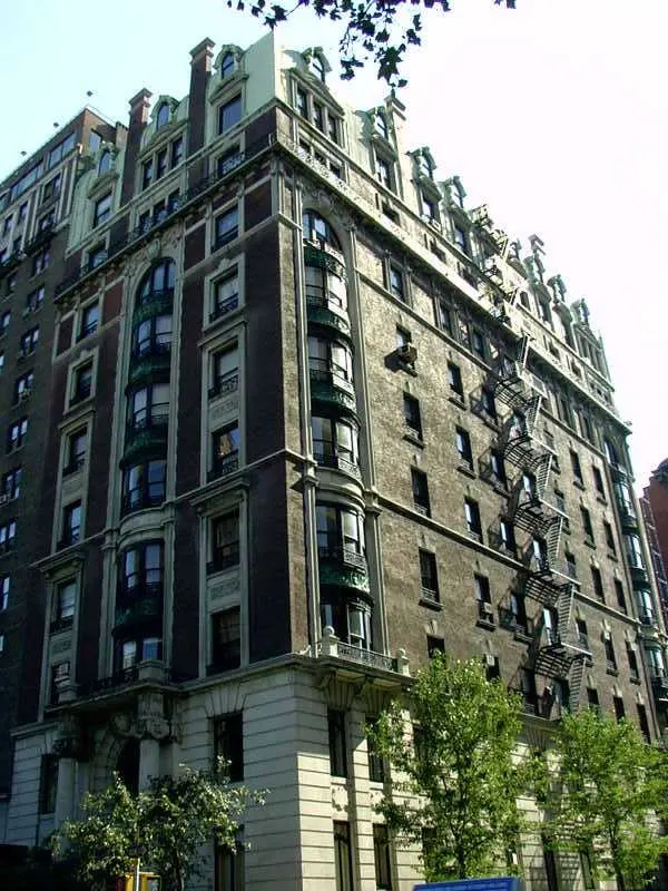 43 5th Avenue