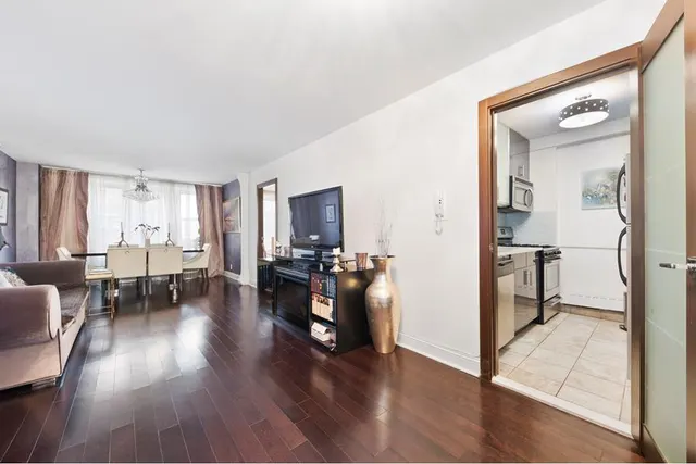 520 East 72nd Street