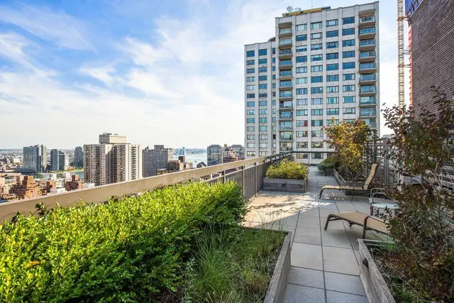 300 East 59th Street