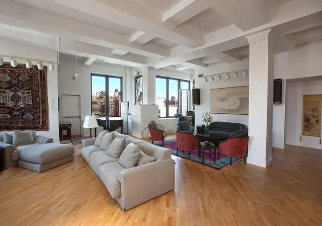 105 East 16th Street