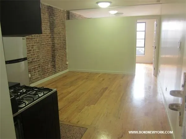 435 West 54th Street