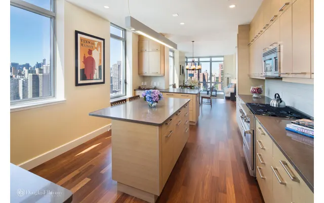 333 East 91st Street