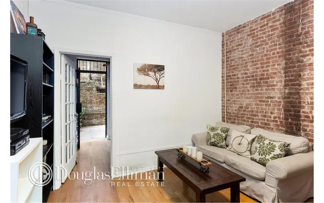 435 West 54th Street
