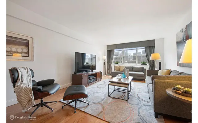 20 East 68th Street