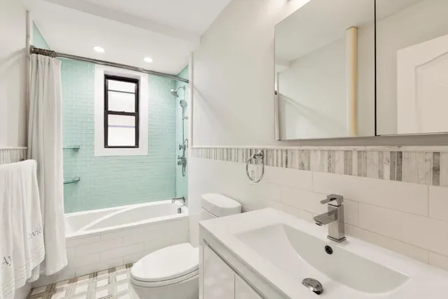 54 East 8 Street