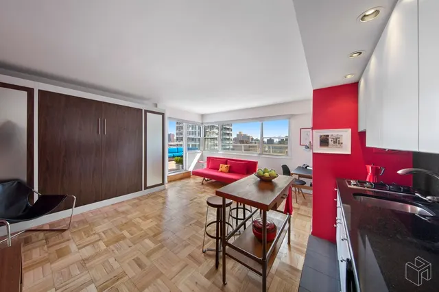 165 East 32nd Street