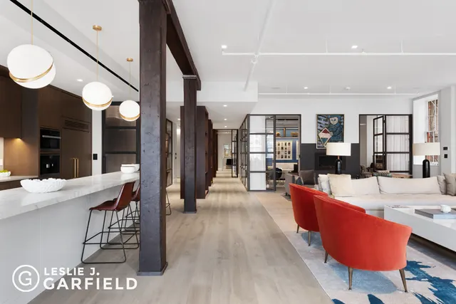 1 Bond Street