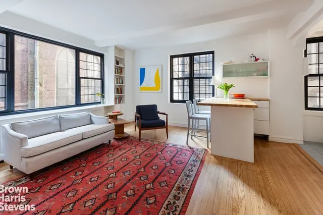 102 East 22nd Street