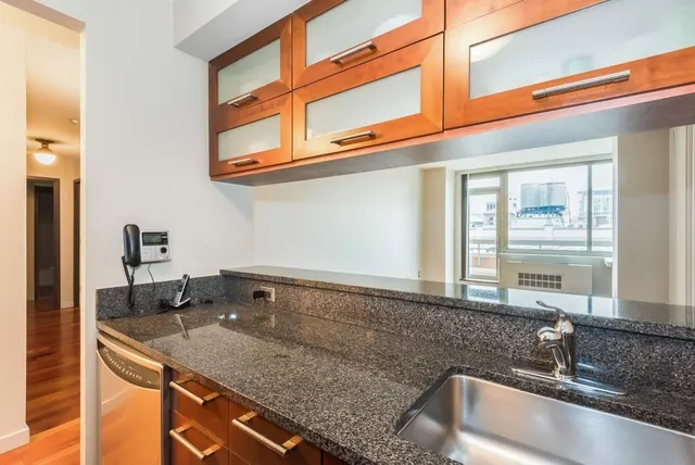 121 East 23rd Street