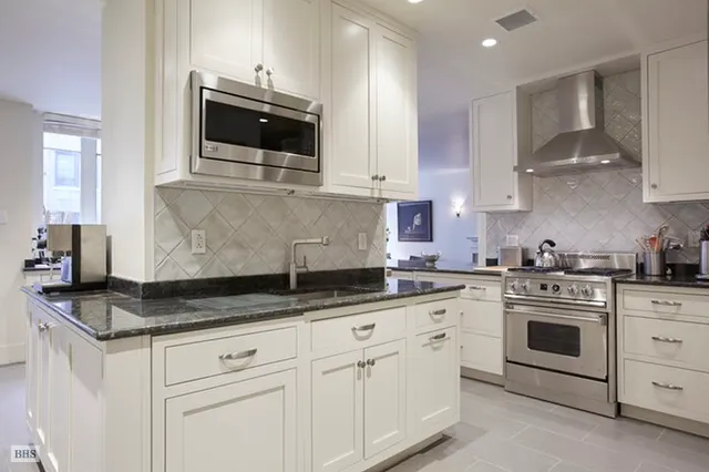 24 West 55th Street