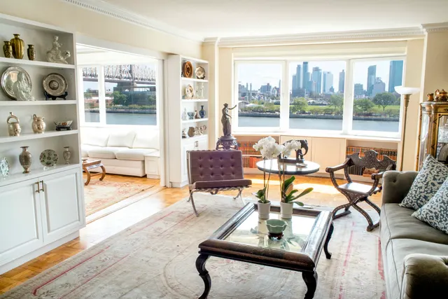 45 Sutton Place South