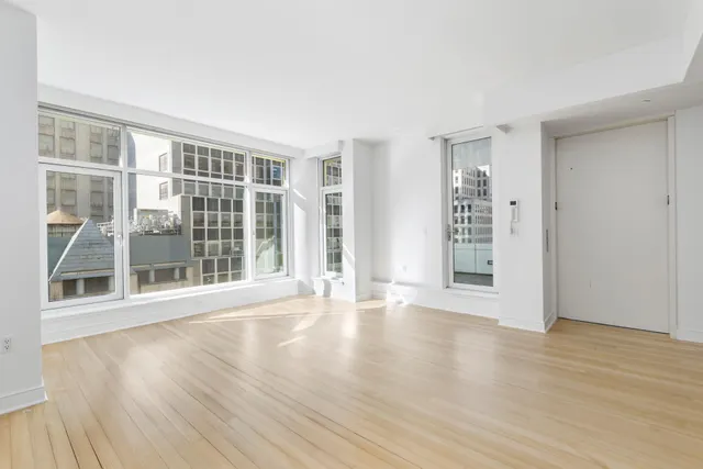 5 East 44th Street