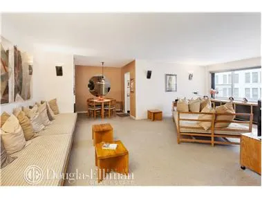 70 E 10th Street
