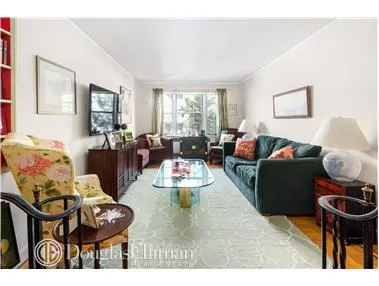 25 Minetta Lane