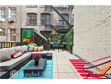 35 East 10th Street