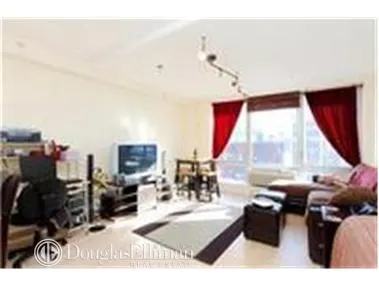 13-11 Jackson Avenue