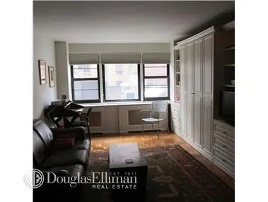 39 Gramercy Park North