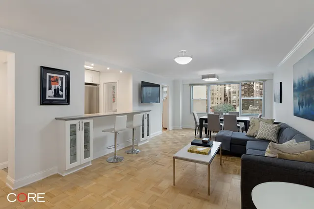 150 East 61st Street