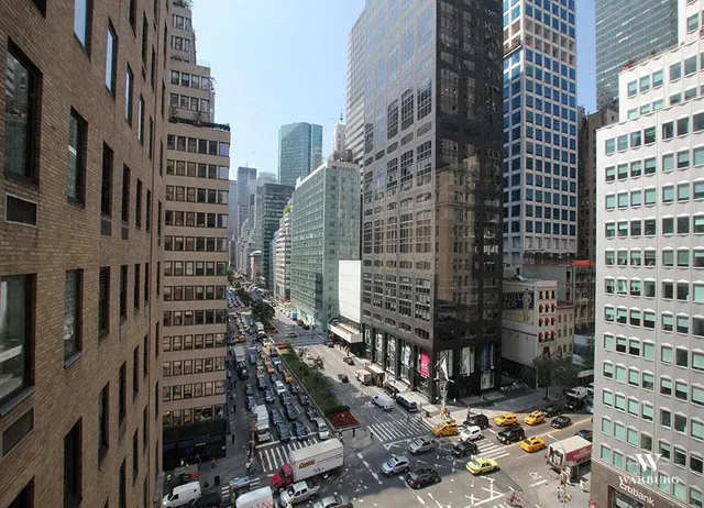 475 Park Avenue