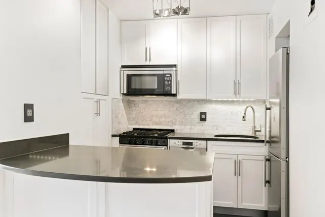 440 East 79th Street