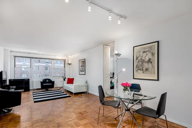 77 West 55th Street