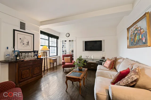 200 East 16th Street