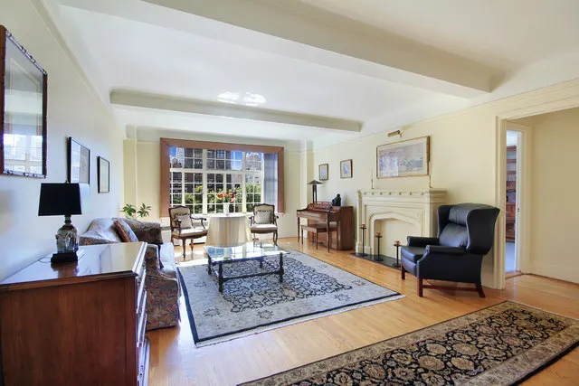 44 Gramercy Park North