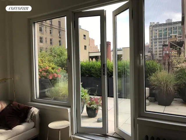 102 East 22nd Street