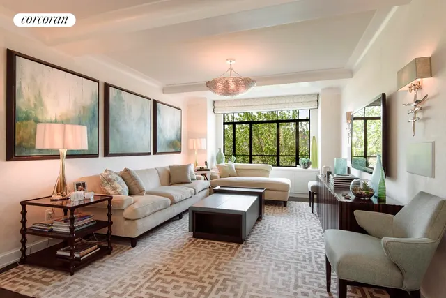 130 W 12TH Street