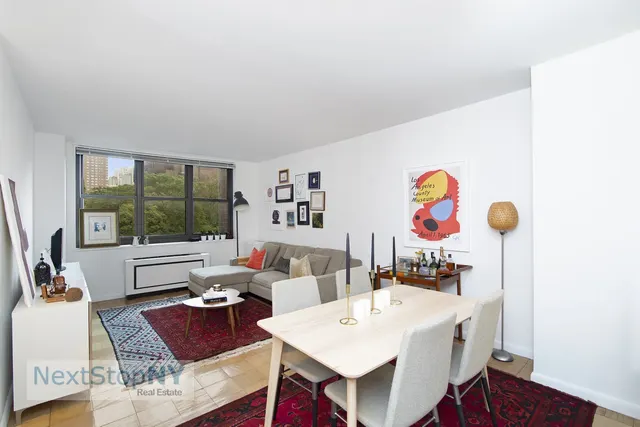 200 East 72nd Street