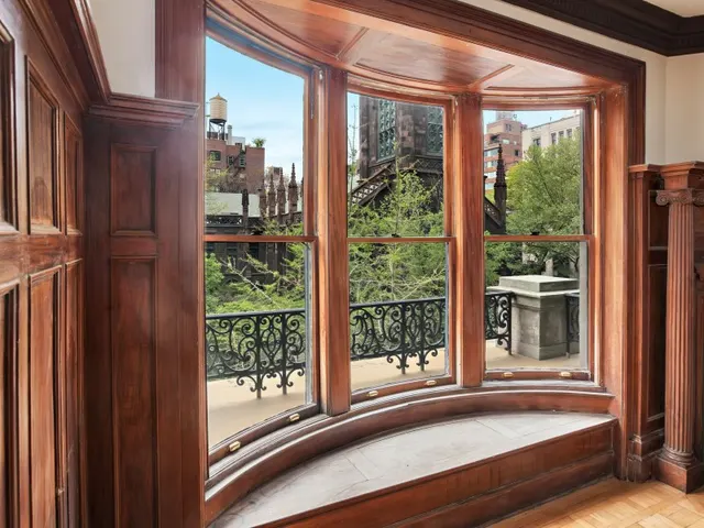 43 5th Avenue