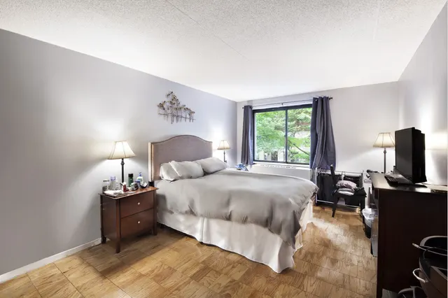 280 Rector Place