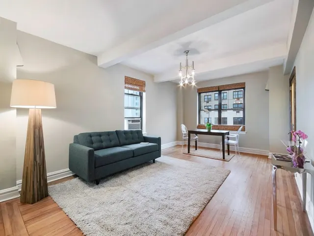 200 East 16th Street