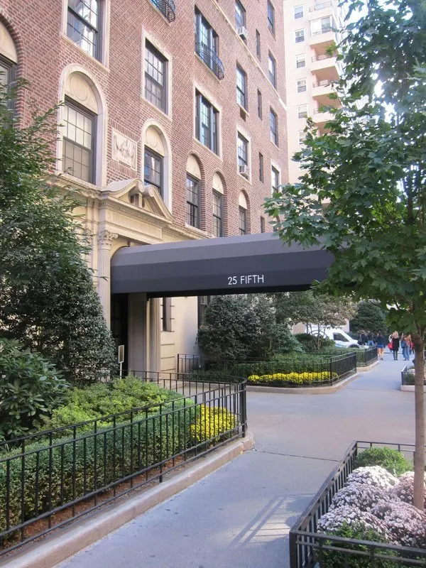 25 Fifth Avenue
