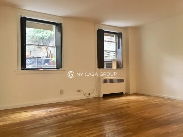 15 Cranberry Street