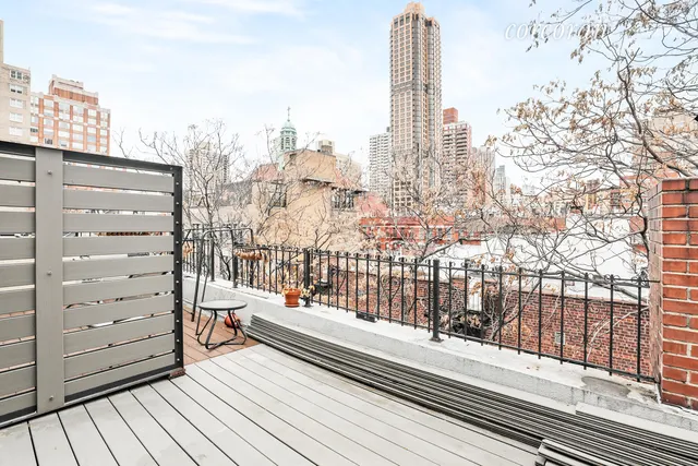 43 5th Avenue