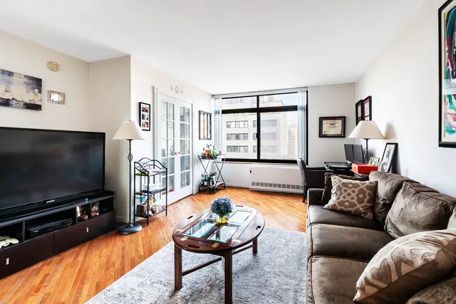 400 East 70th Street