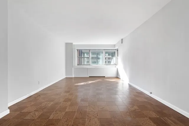 211 East 53rd Street