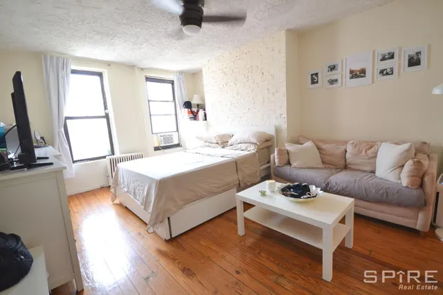 457 West 50th Street