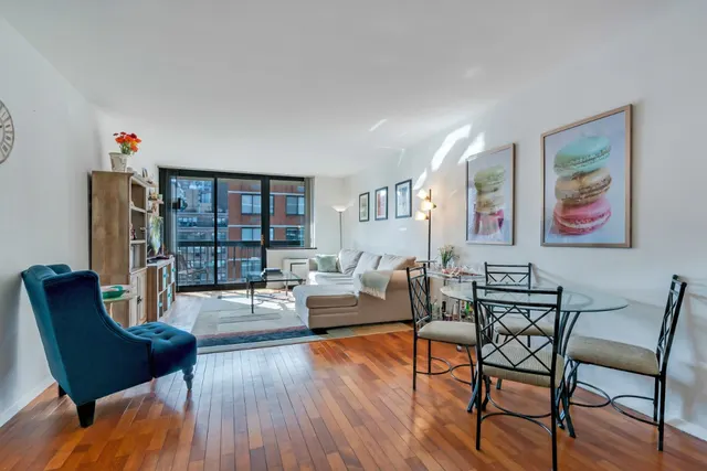 330 East 75th Street